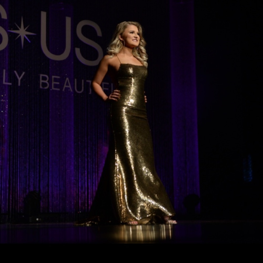 Sz 2 gold Sherri hill